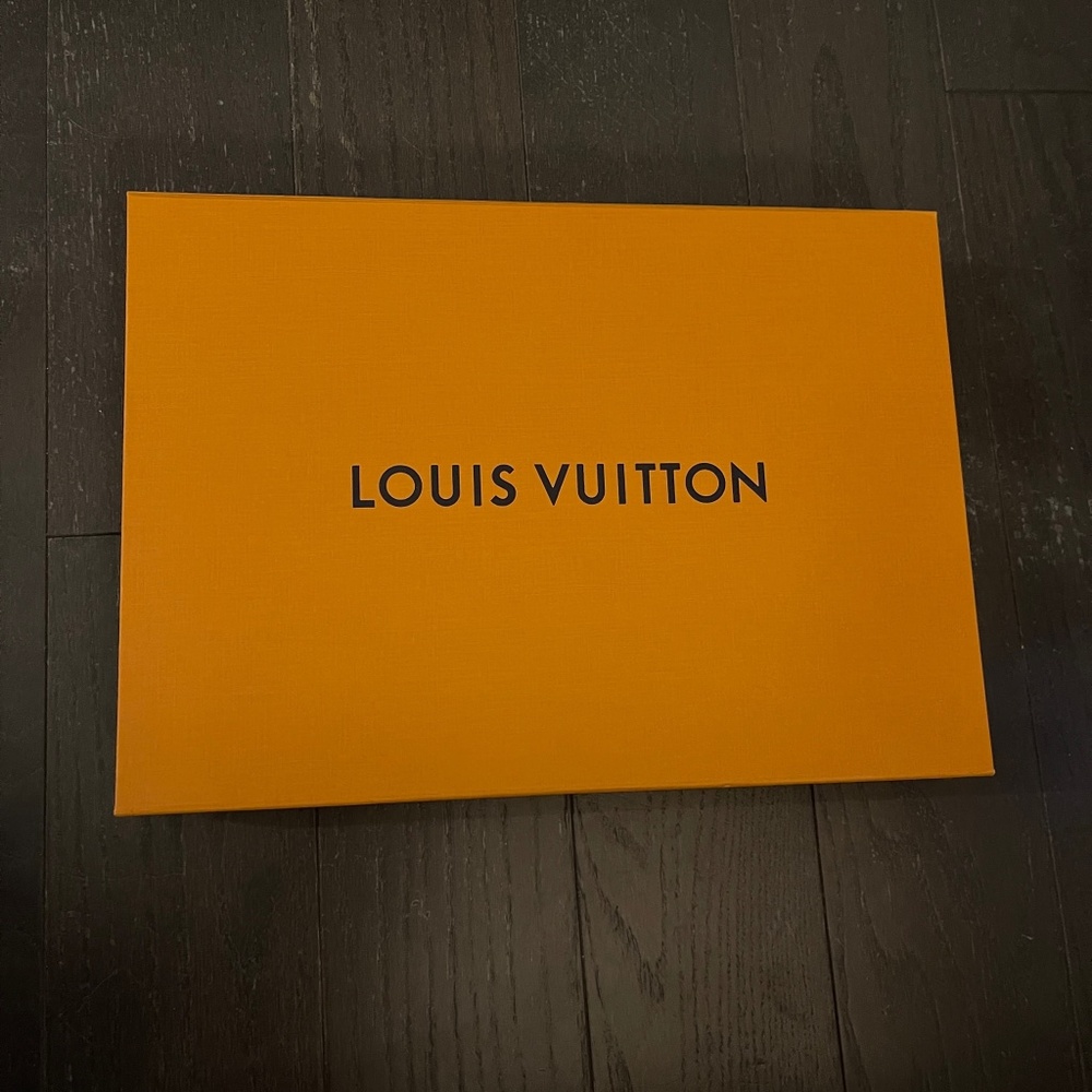 Louis Vuitton full set large empty box shopping bag home decoration storage